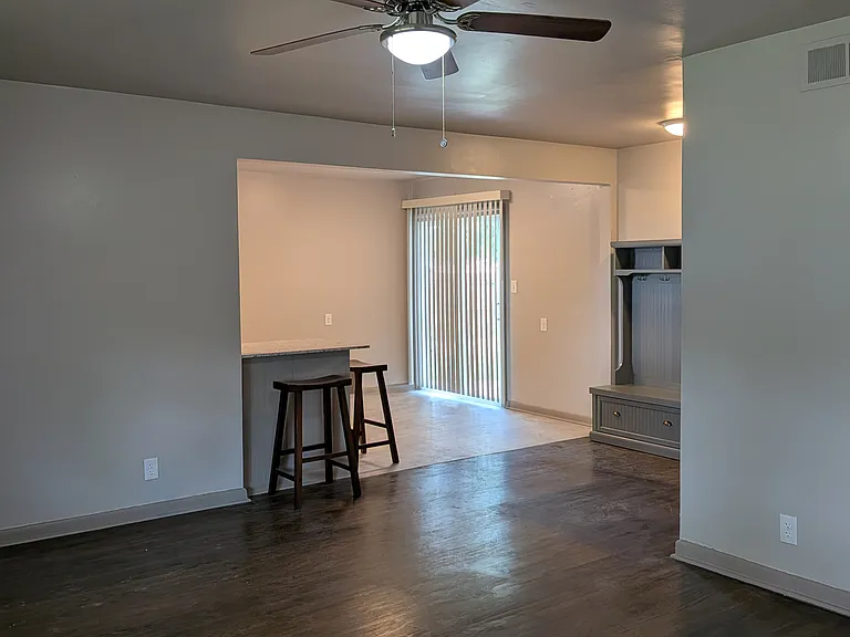 5121 S Madison Ave — Photo 6