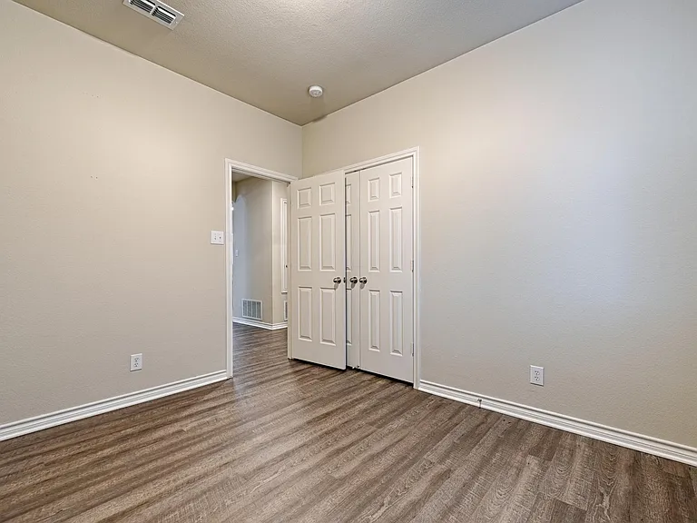 728 Mandalay Bay Dr — Photo 14