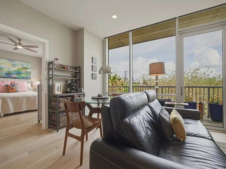 1600 Barton Springs Rd #4305 — Photo 9