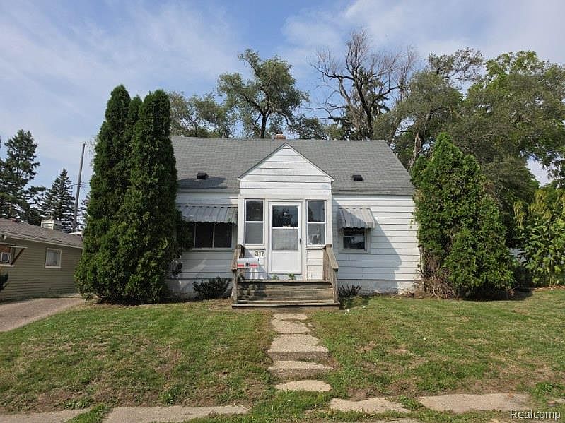 1st image of 317 Buckingham Ave