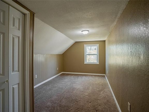 3rd image of 23809 South Rd