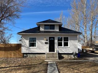 60 N 2nd St W, Magrath, AB T0K1J0