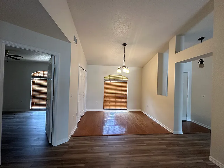150 S Carolina Ave — Photo 10