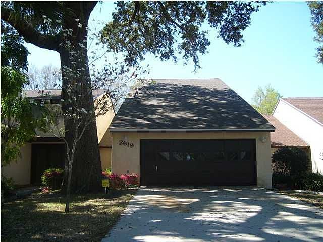 1st image of 2619 Country Club Dr