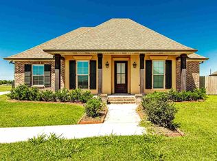 375 Port Royal Way, Houma, LA 70360