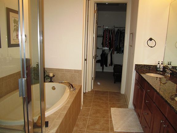 5th image of 9114 Chula Vista Ln Unit 11902