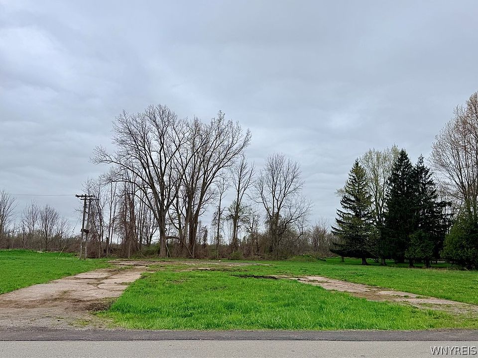 2nd image of Maple St Lot 3
