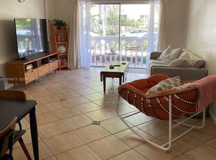100 Edgewater Dr APT 102, Coral Gables, FL 33133