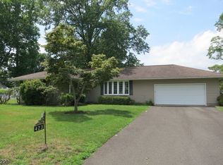 423 Main St, Middlesex, NJ 08846