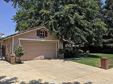2737 San Jose Ave — Photo 2