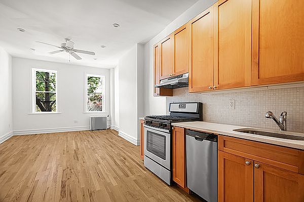 1st image of 96 Wyckoff St APT 2L