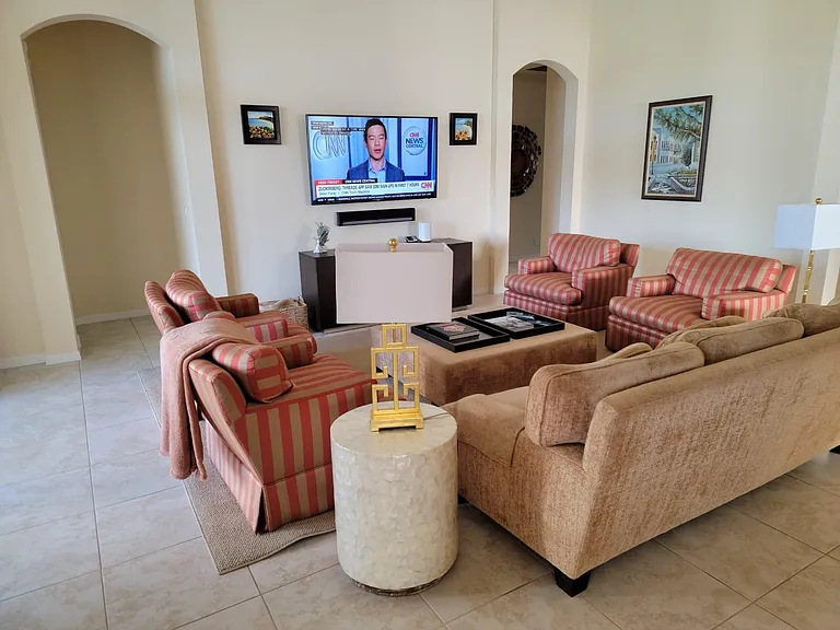 180 Sedona Way — Photo 42