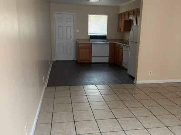 3710 Pine St #5, Texarkana, TX 75503