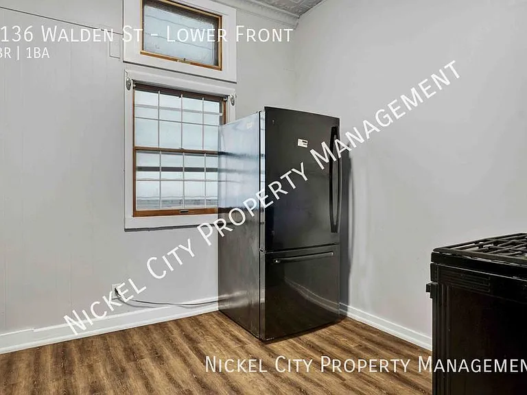 1136 Walden Ave #LOWER FRONT — Photo 14