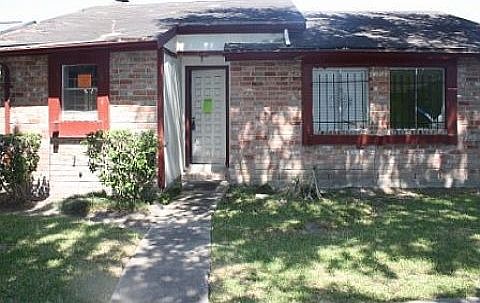 1st image of 12861 Clarewood Dr