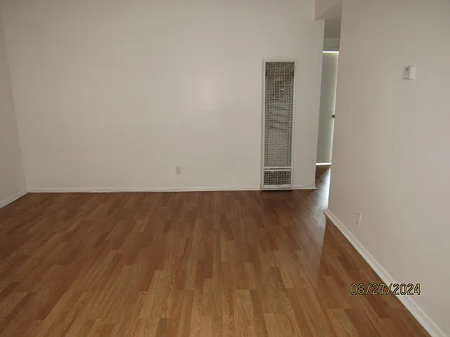 3458 W 67th St #4 — Photo 15