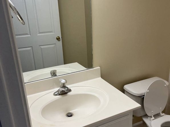 133 Middleton Blvd #133