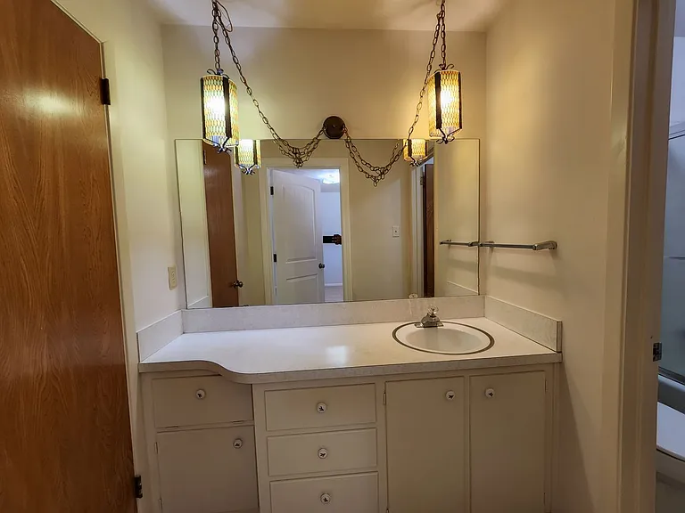 2604 Buckingham Dr — Photo 29