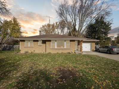 1733 Clearwood Dr, Stevensville, MI, 49127