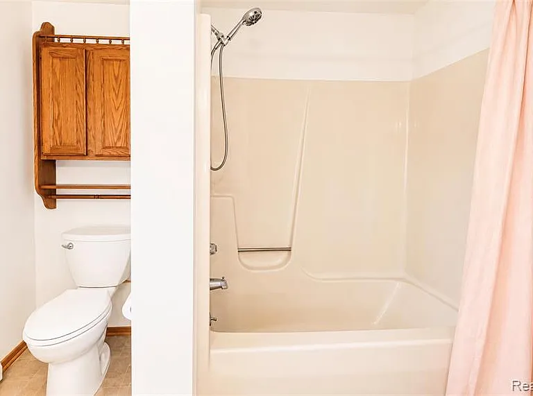 2232 London Bridge Dr #42 — Photo 11