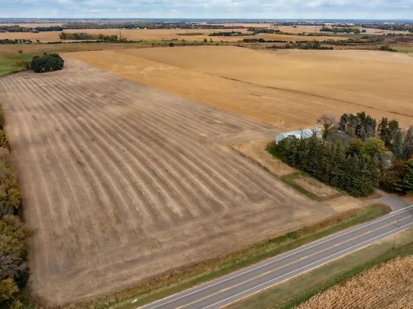 2 240th St W, Farmington, MN 55024