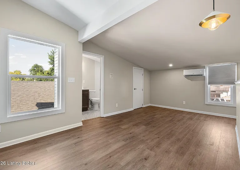 664 Lynn St #102 — Photo 14