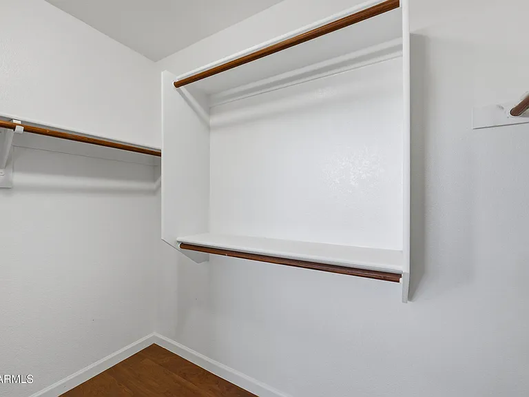 3906 E Kimberly Way — Photo 26