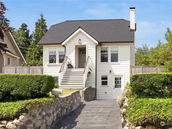 7135 32nd Avenue SW, Seattle, WA 98126