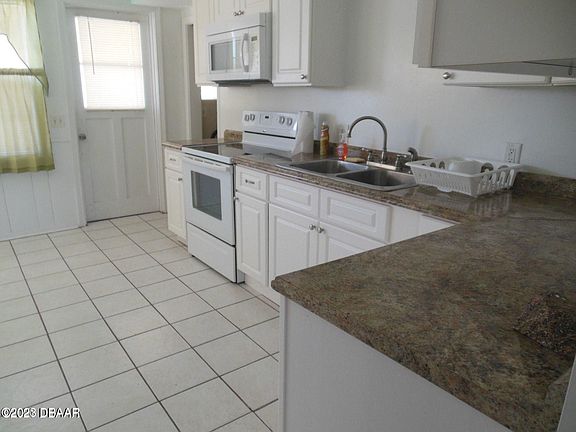 2nd image of 456 Golf Blvd