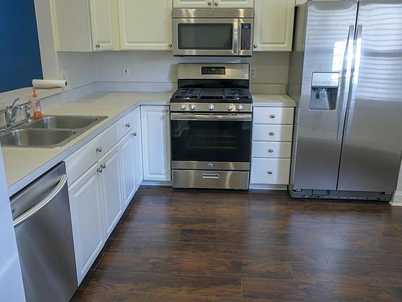 2nd image of 4185 Shadow Creek Cir