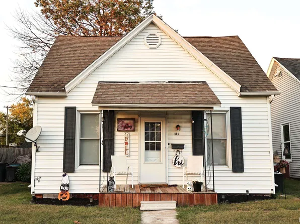 111 W Cross St, Winchester, IL 62694