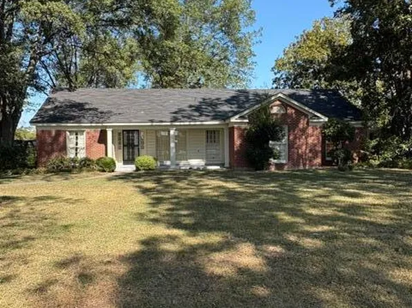 301 Florence Ave, Clarksdale, MS 38614