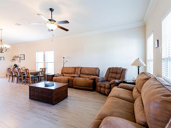 2nd image of 178 Copperfield Ct