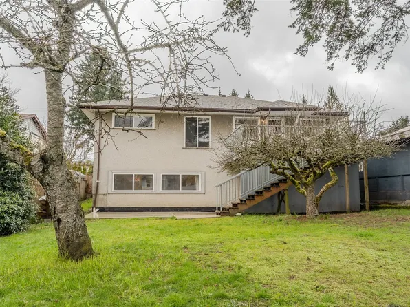 421 Juniper St, Nanaimo, BC V9S 1X7