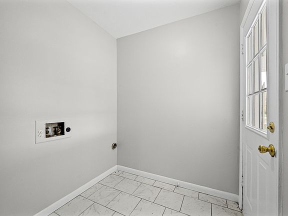 2nd image of 7016 Forest Park Blvd