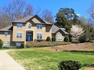 9413 Standifer Gap Rd, Ooltewah, TN 37363