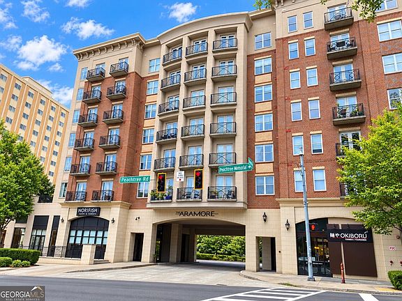 2nd image of 2277 Peachtree Rd NE Unit 401