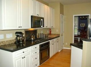 109 Chatsworth St, Cary, NC 27513