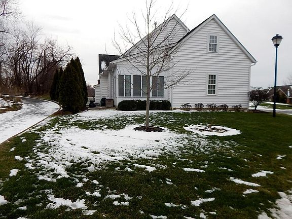 2nd image of 618 Concord Village Cir