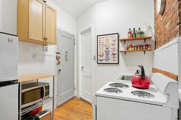 Rented by Corcoran | media 3
