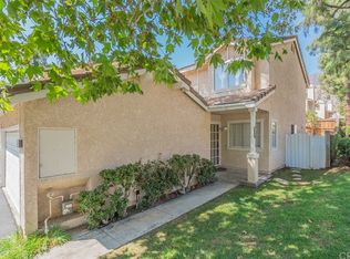 223 Clover Ct, Azusa, CA 91702
