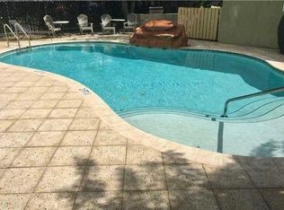 2000 Monroe St APT 1, Hollywood, FL 33020