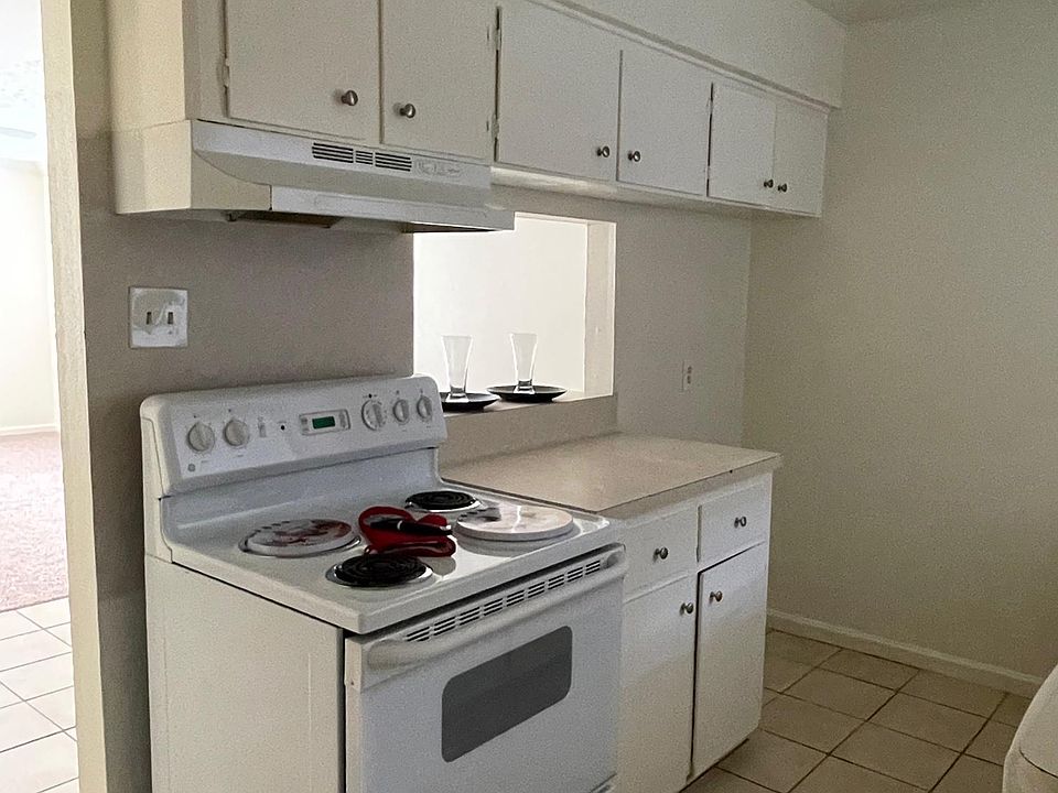 Refrigerator WILL be included!