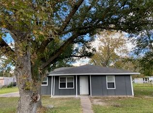 818 Baker Cir, Ames, TX 77575