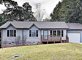 2936 Maverick Trl, Gainesville, GA