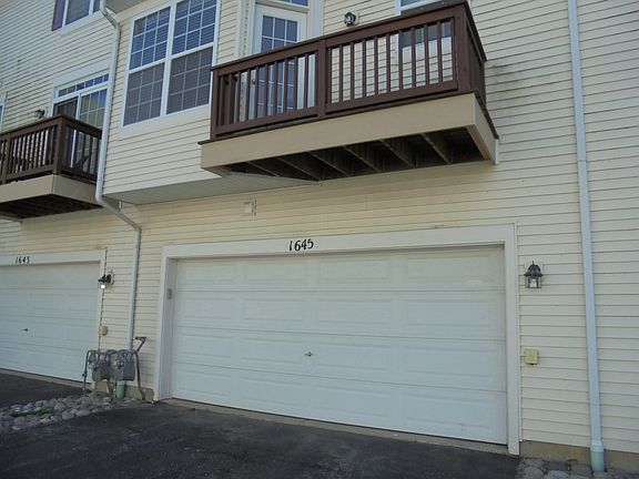 3rd image of 1645 W Turtle Creek Ln