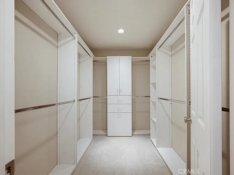 3731 Columbia Cir — Photo 24