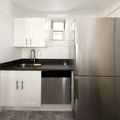 Rented by R New York | media 26