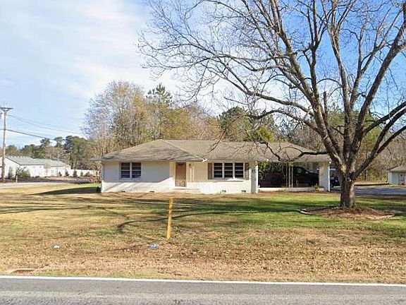 5th image of 90 Auburn Rd