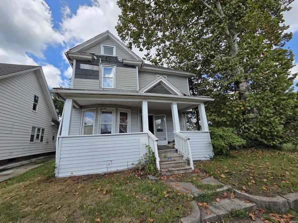 2633 Dunham St, South Bend, IN 46619